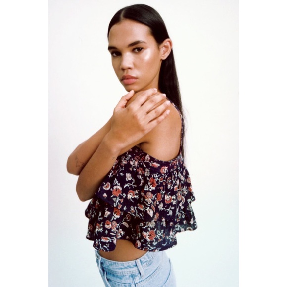 Zara Tops - NWT Zara Floral Tiered Crop Top Size Medium